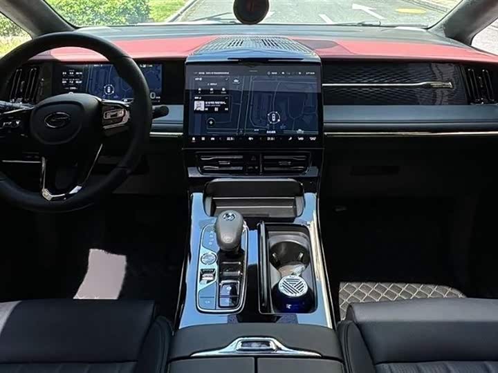 Фото 8 - GAC Trumpchi M8