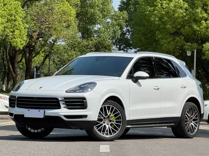 Фото 1 - Porsche Cayenne