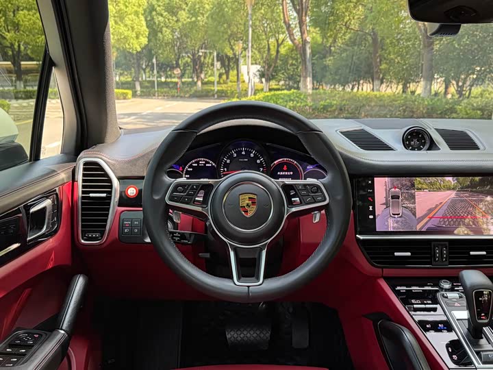 Фото 11 - Porsche Cayenne