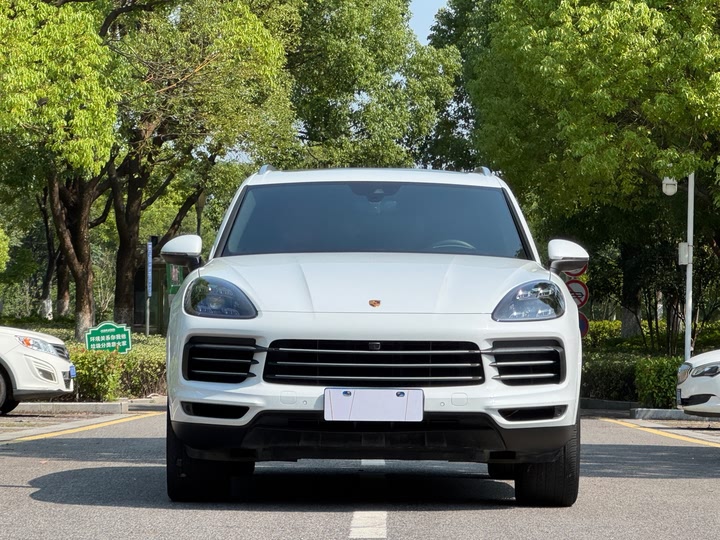 Фото 2 - Porsche Cayenne