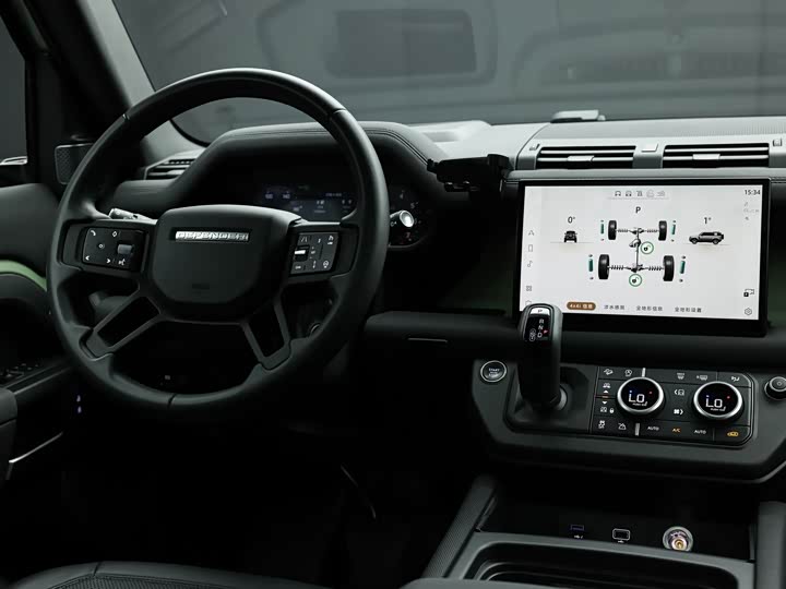 Фото 10 - Land Rover Defender