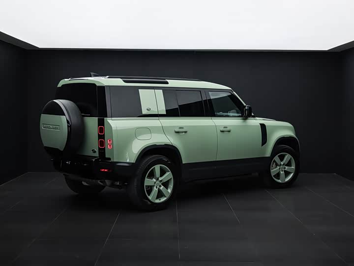 Фото 4 - Land Rover Defender