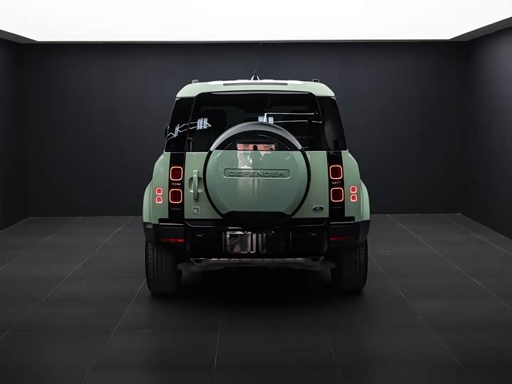 Фото 5 - Land Rover Defender