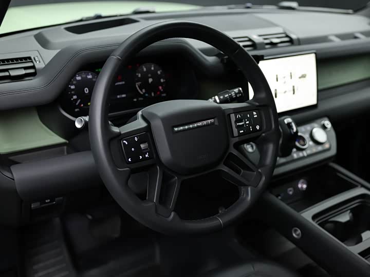 Фото 8 - Land Rover Defender