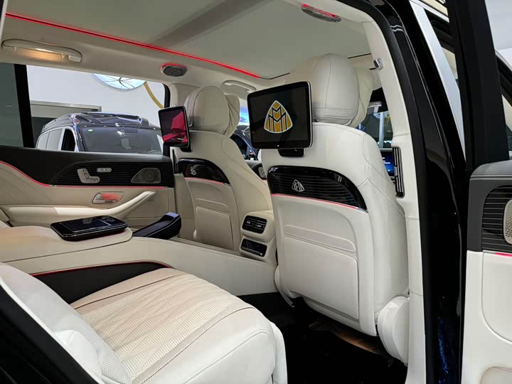 Фото 10 - Mercedes-Benz GLS-Class