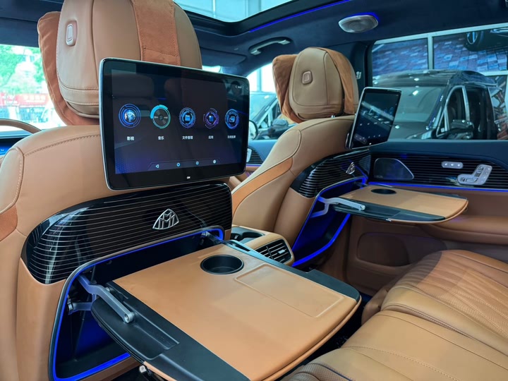 Фото 13 - Mercedes-Benz GLS-Class