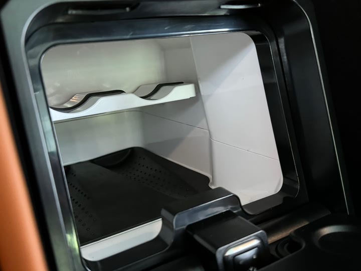 Фото 19 - Mercedes-Benz GLS-Class