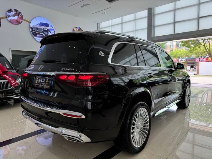 Фото 24 - Mercedes-Benz GLS-Class