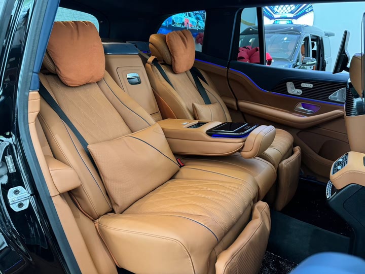 Фото 6 - Mercedes-Benz GLS-Class