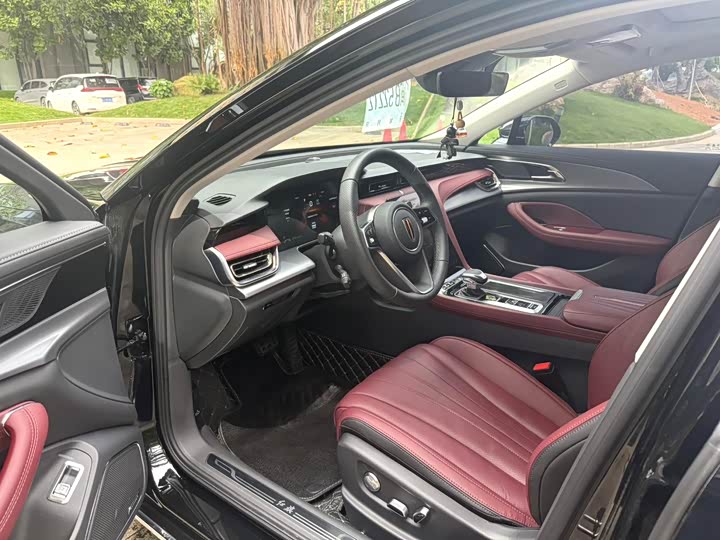 Фото 4 - Hongqi H5