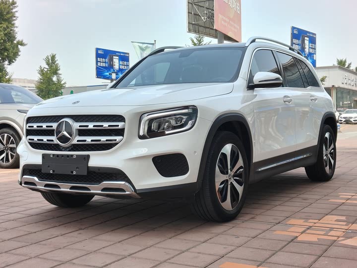Фото 1 - Mercedes-Benz GLB-Class