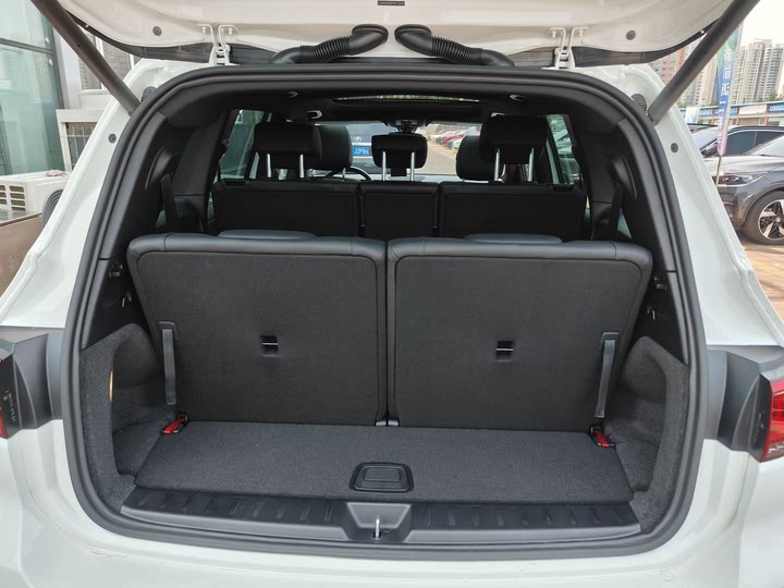 Фото 24 - Mercedes-Benz GLB-Class