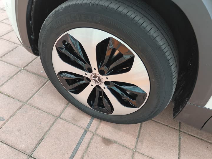 Фото 27 - Mercedes-Benz GLB-Class