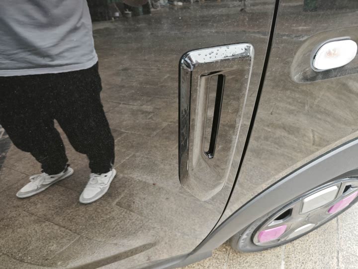 Фото 11 - Geely Galaxy Panda Mini