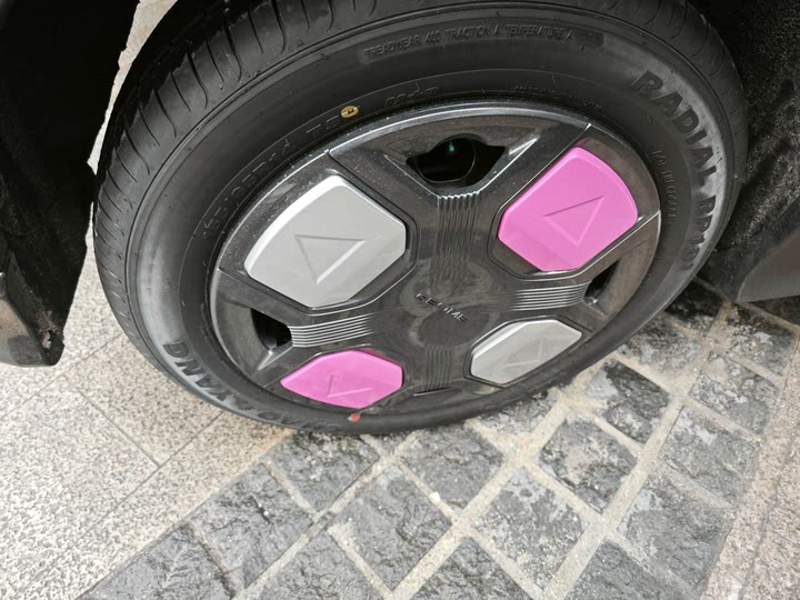 Фото 23 - Geely Galaxy Panda Mini