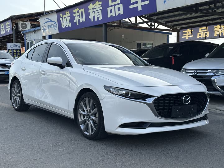 Фото 3 - Mazda 3 (Axela)