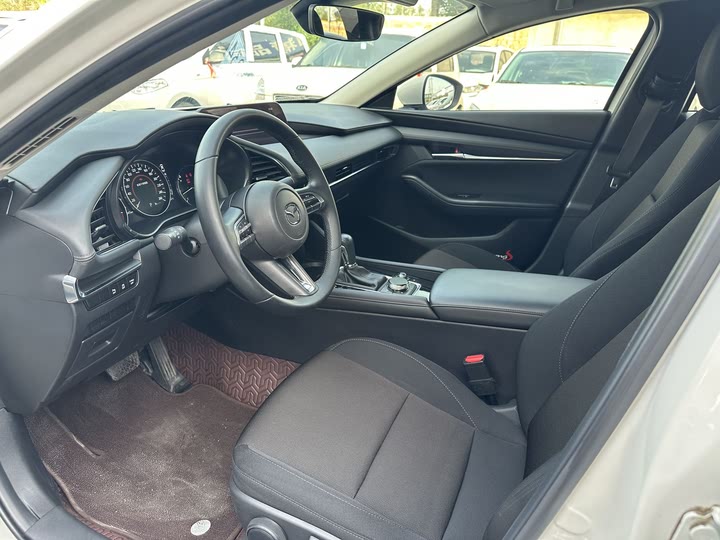 Фото 4 - Mazda 3 (Axela)