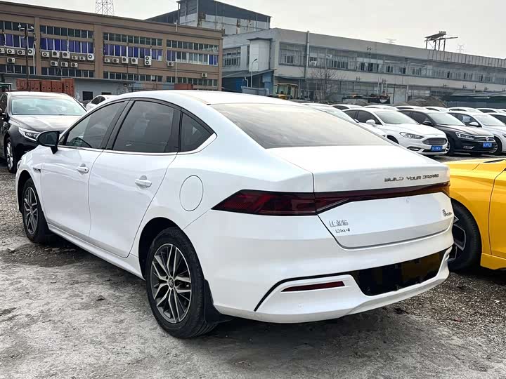Фото 8 - BYD Qin Plus