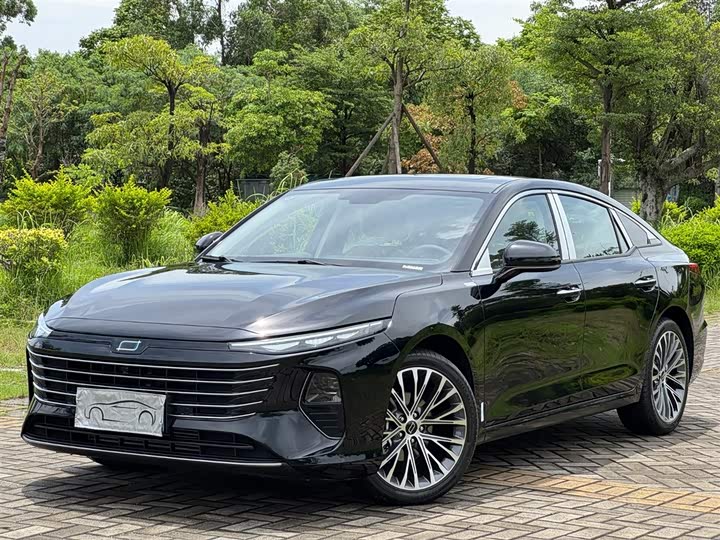 Фото 1 - Bestune B70