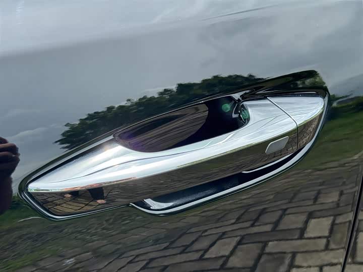 Фото 10 - Bestune B70