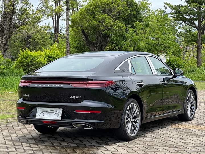 Фото 4 - Bestune B70