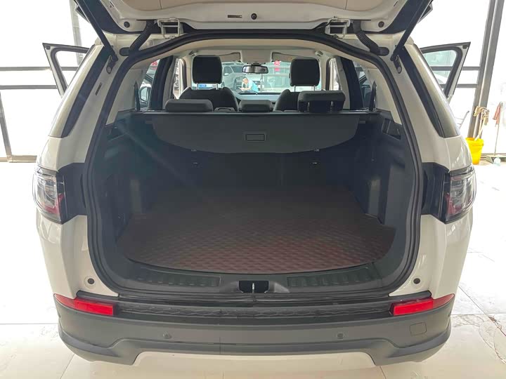 Фото 16 - Land Rover Discovery Sport