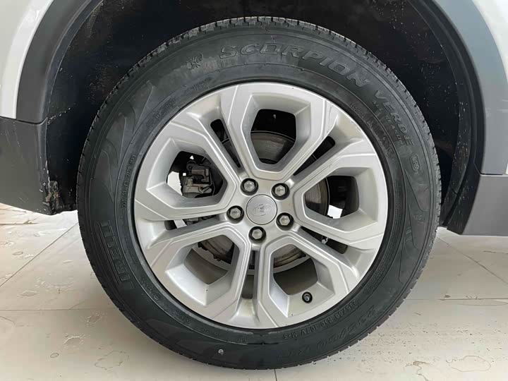 Фото 17 - Land Rover Discovery Sport