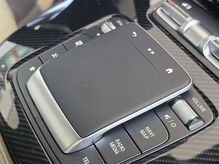 Фото 17 - Mercedes-Benz V-Class