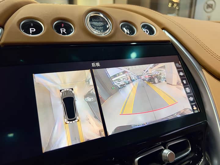 Фото 8 - Aston Martin DBX