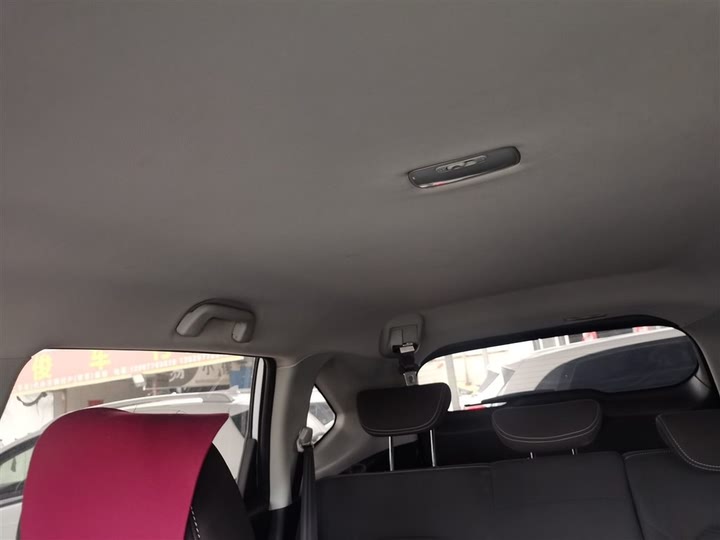 Фото 12 - Haval M6