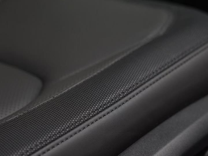 Фото 10 - Land Rover Defender