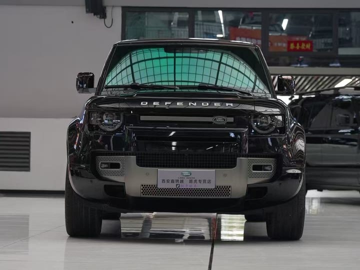 Фото 2 - Land Rover Defender