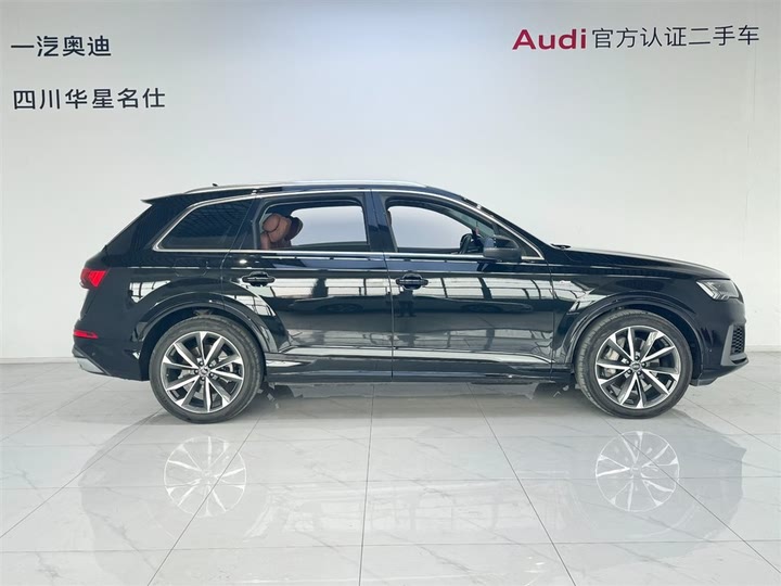 Фото 3 - Audi Q7
