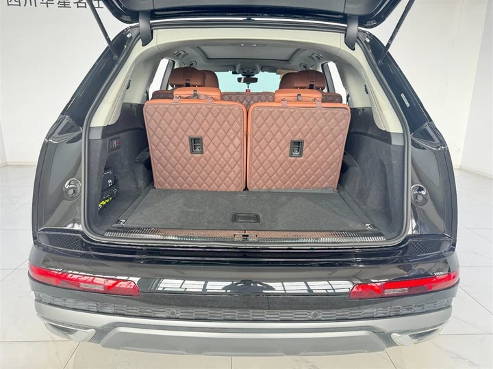 Фото 6 - Audi Q7