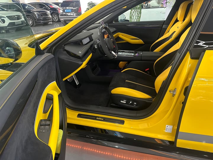 Фото 5 - Xiaomi SU7 Ultra