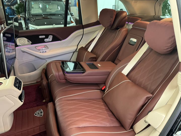 Фото 10 - Mercedes-Benz GLS-Class