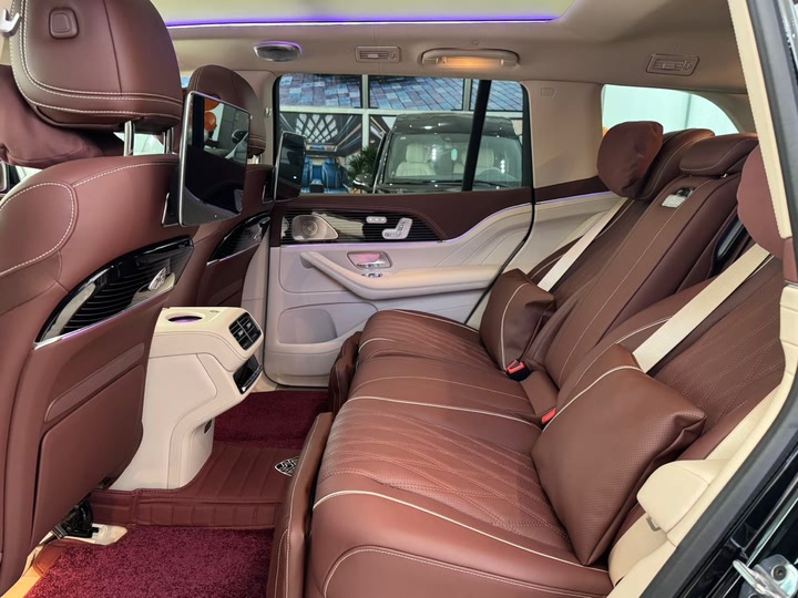 Фото 9 - Mercedes-Benz GLS-Class