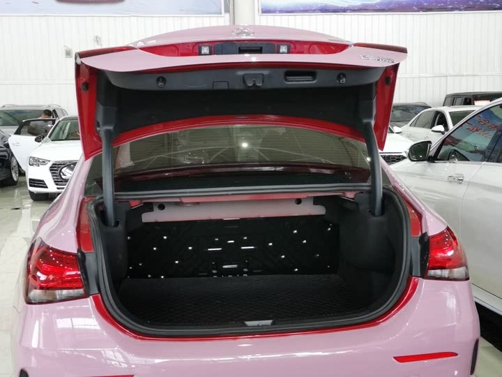 Фото 18 - Mercedes-Benz A-Class