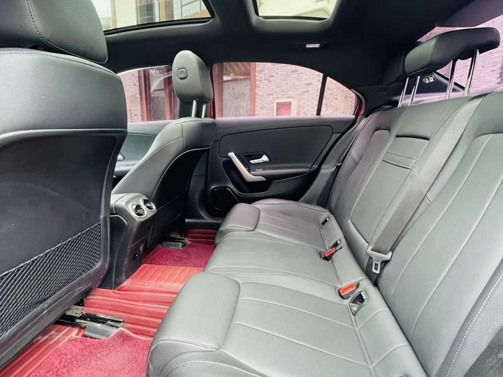 Фото 6 - Mercedes-Benz A-Class