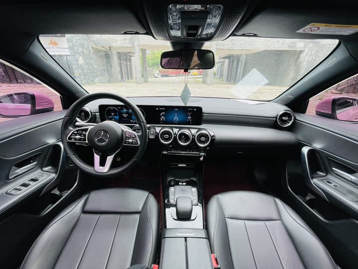 Фото 7 - Mercedes-Benz A-Class