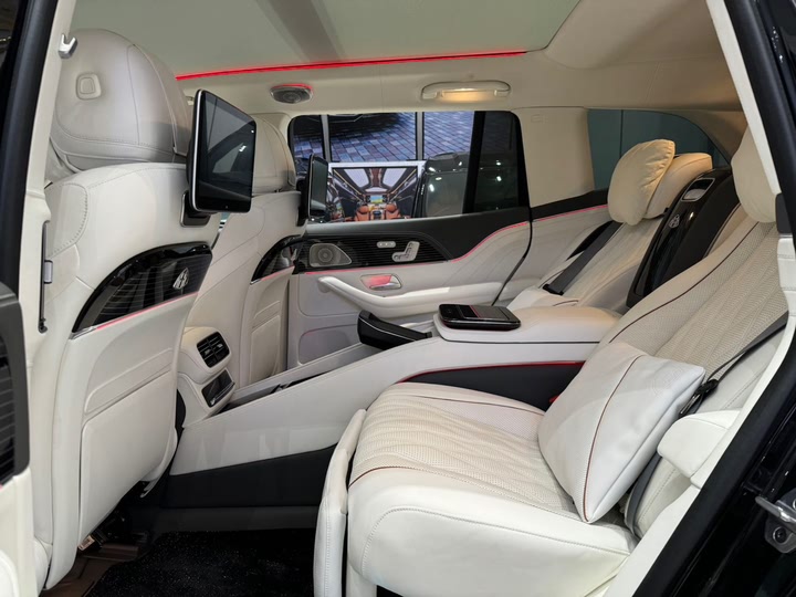 Фото 14 - Mercedes-Benz GLS-Class