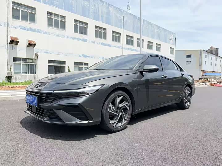 Фото 1 - Hyundai Elantra N line