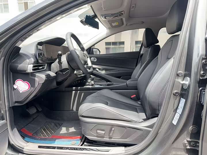 Фото 7 - Hyundai Elantra N line