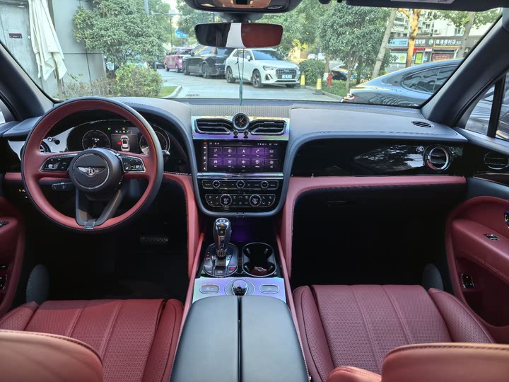 Фото 6 - Bentley Bentayga