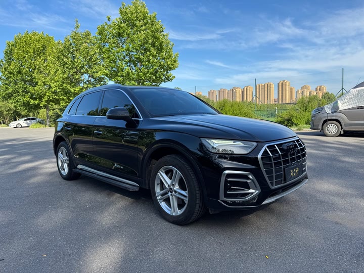 Фото 3 - Audi Q5L