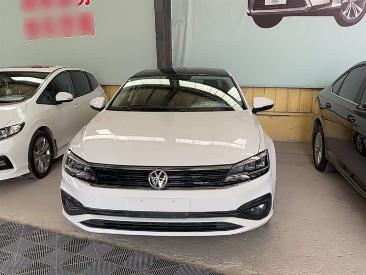 Фото 12 - Volkswagen Lamando L