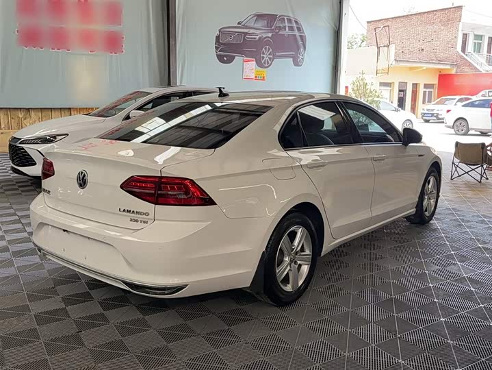 Фото 14 - Volkswagen Lamando L