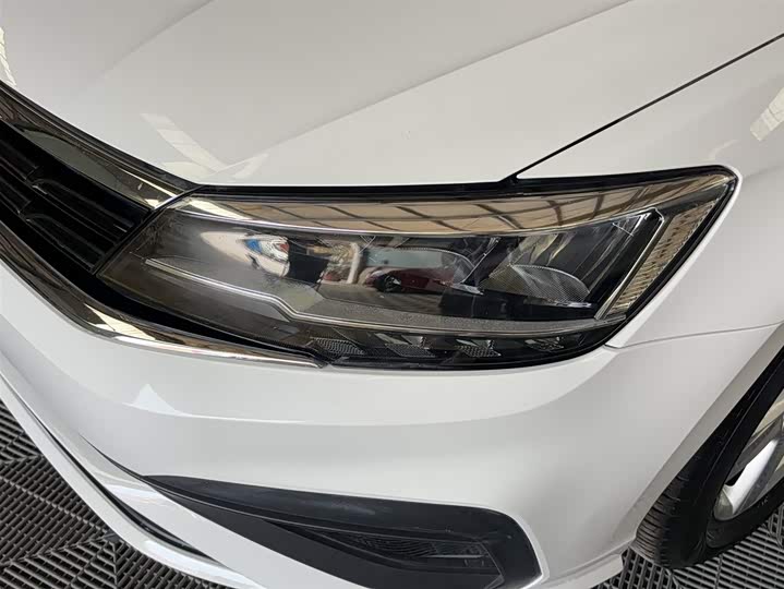 Фото 8 - Volkswagen Lamando L