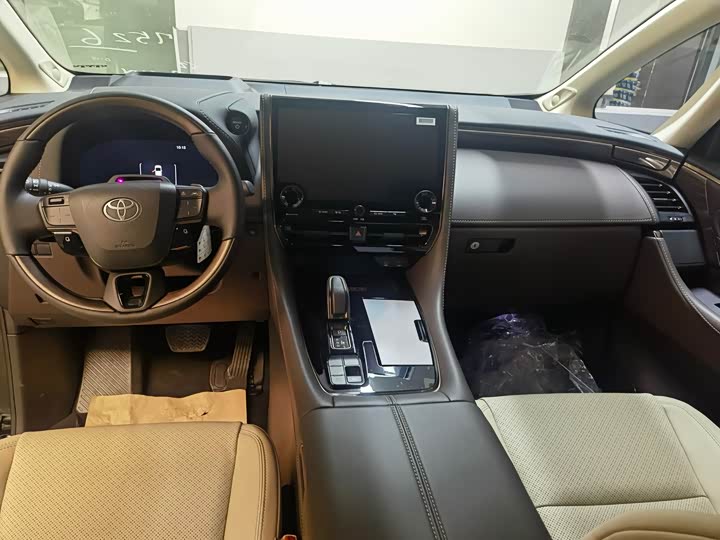 Фото 8 - Toyota Alphard