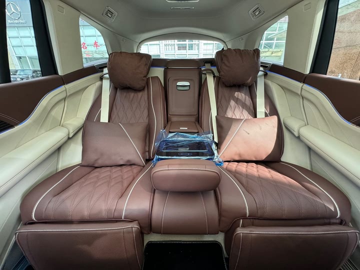 Фото 12 - Mercedes-Benz GLS-Class